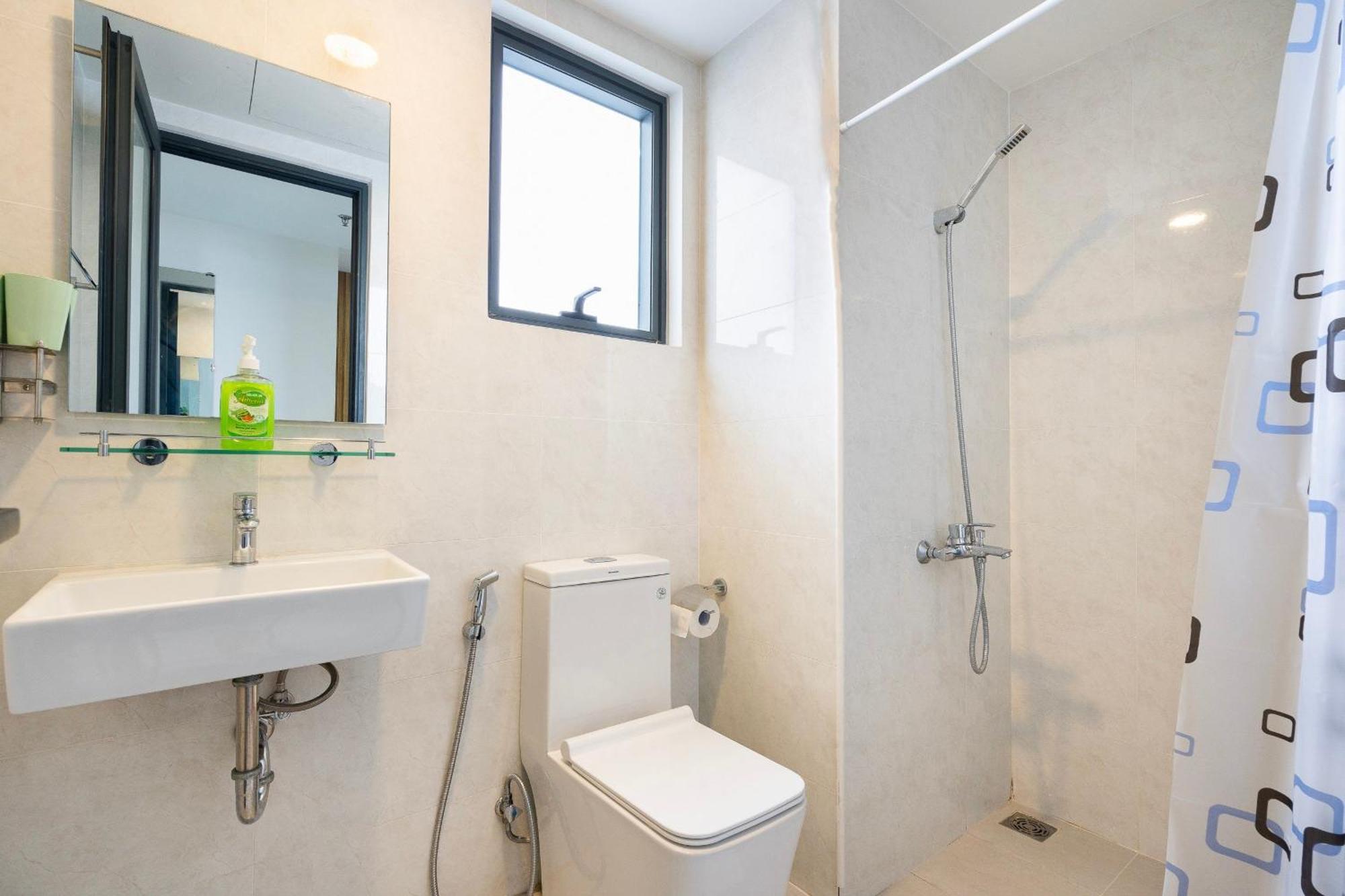 Soho D1 - Near Bui Vien , Ben Thanh Market 1km *